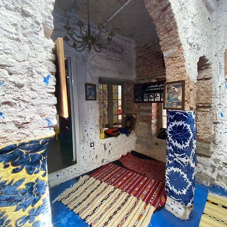 Hostal Valencia - Private Room With Bathroom Chefchaouen Extérieur photo