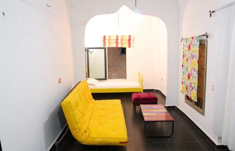 Hostal Valencia - Private Room With Bathroom Chefchaouen Extérieur photo