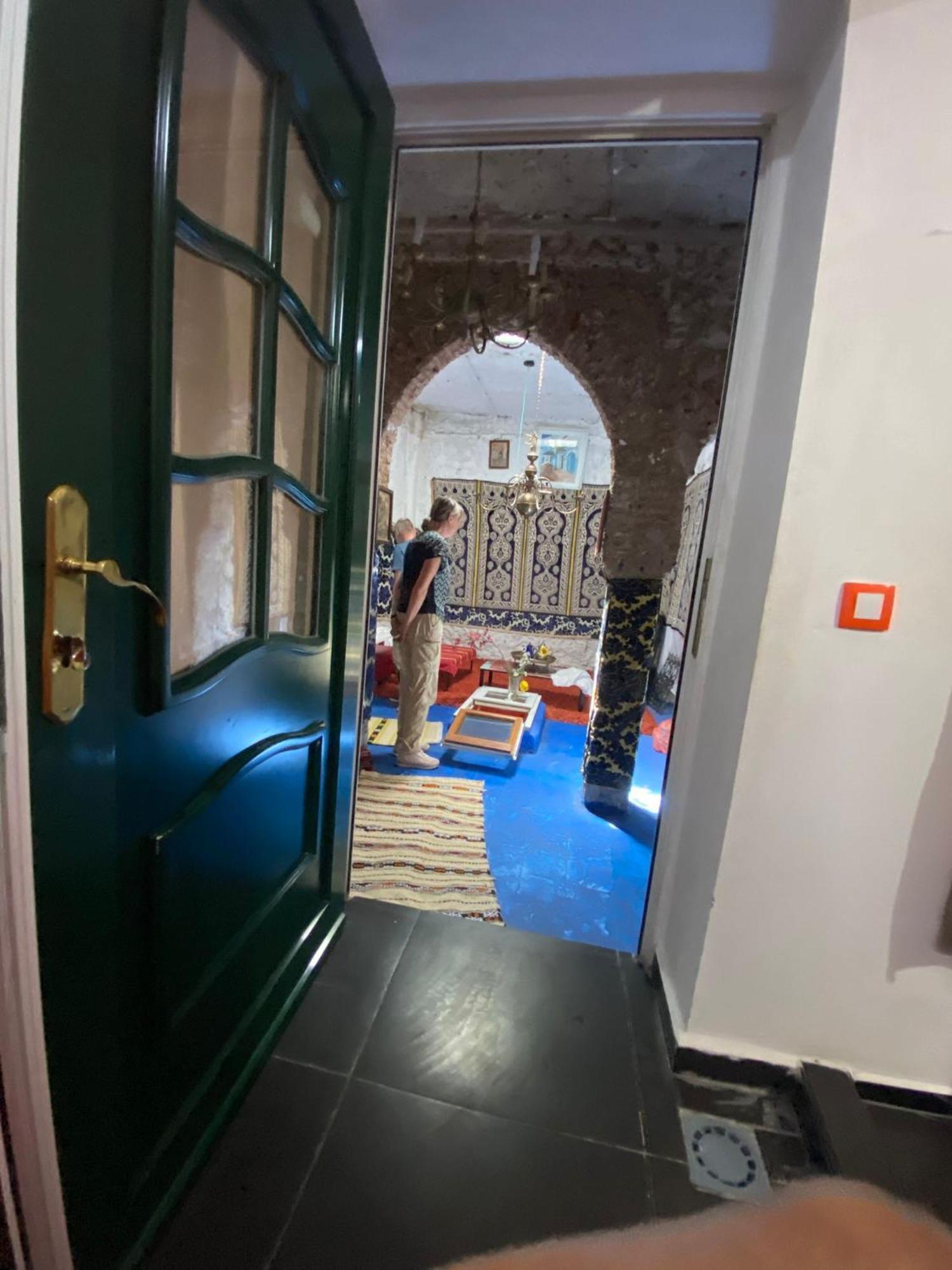 Hostal Valencia - Private Room With Bathroom Chefchaouen Extérieur photo