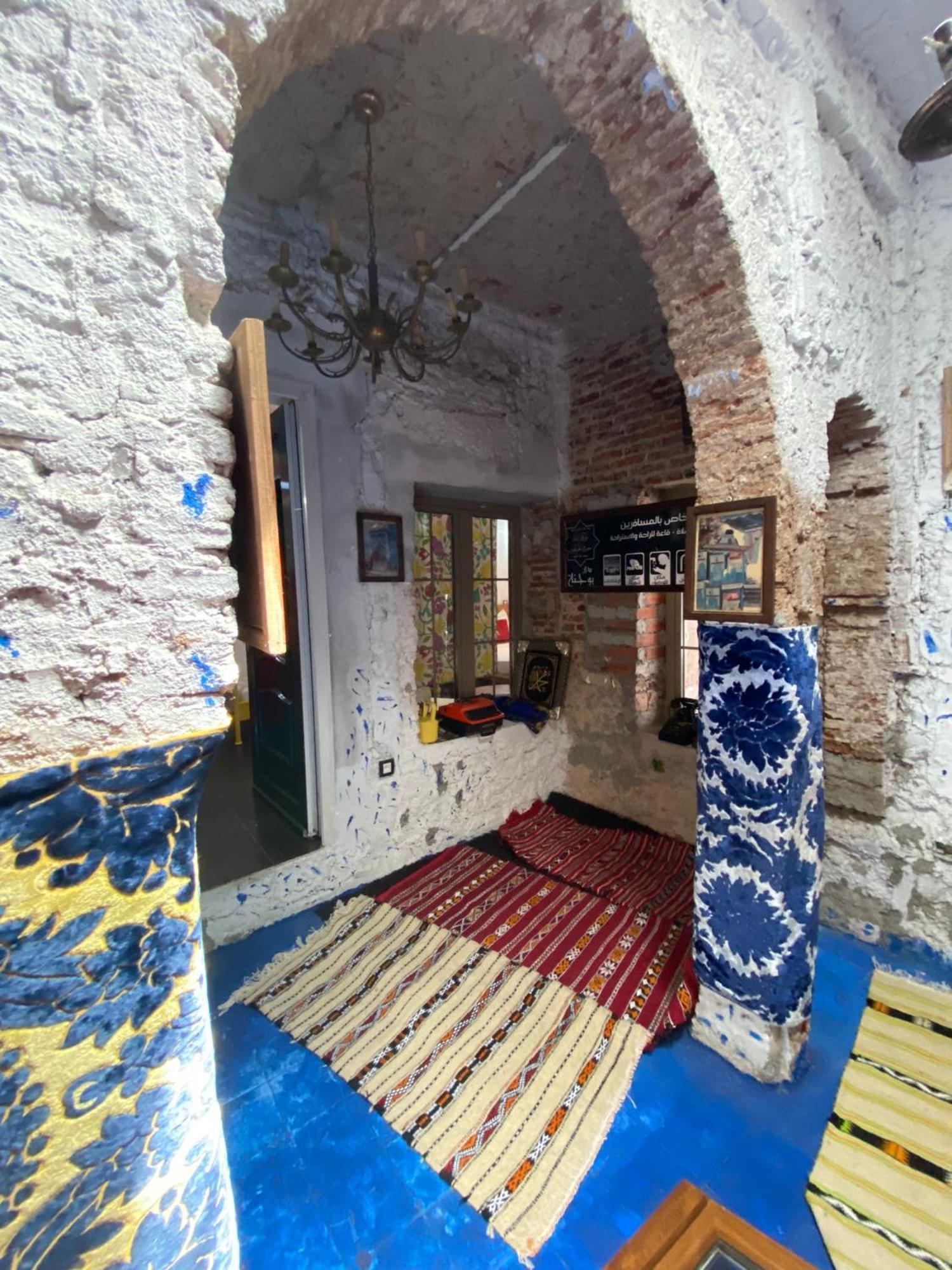Hostal Valencia - Private Room With Bathroom Chefchaouen Extérieur photo